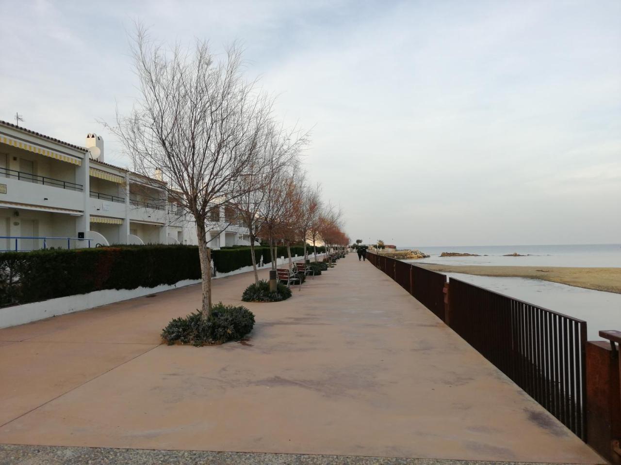 Apartament Vistamar Llança Εξωτερικό φωτογραφία